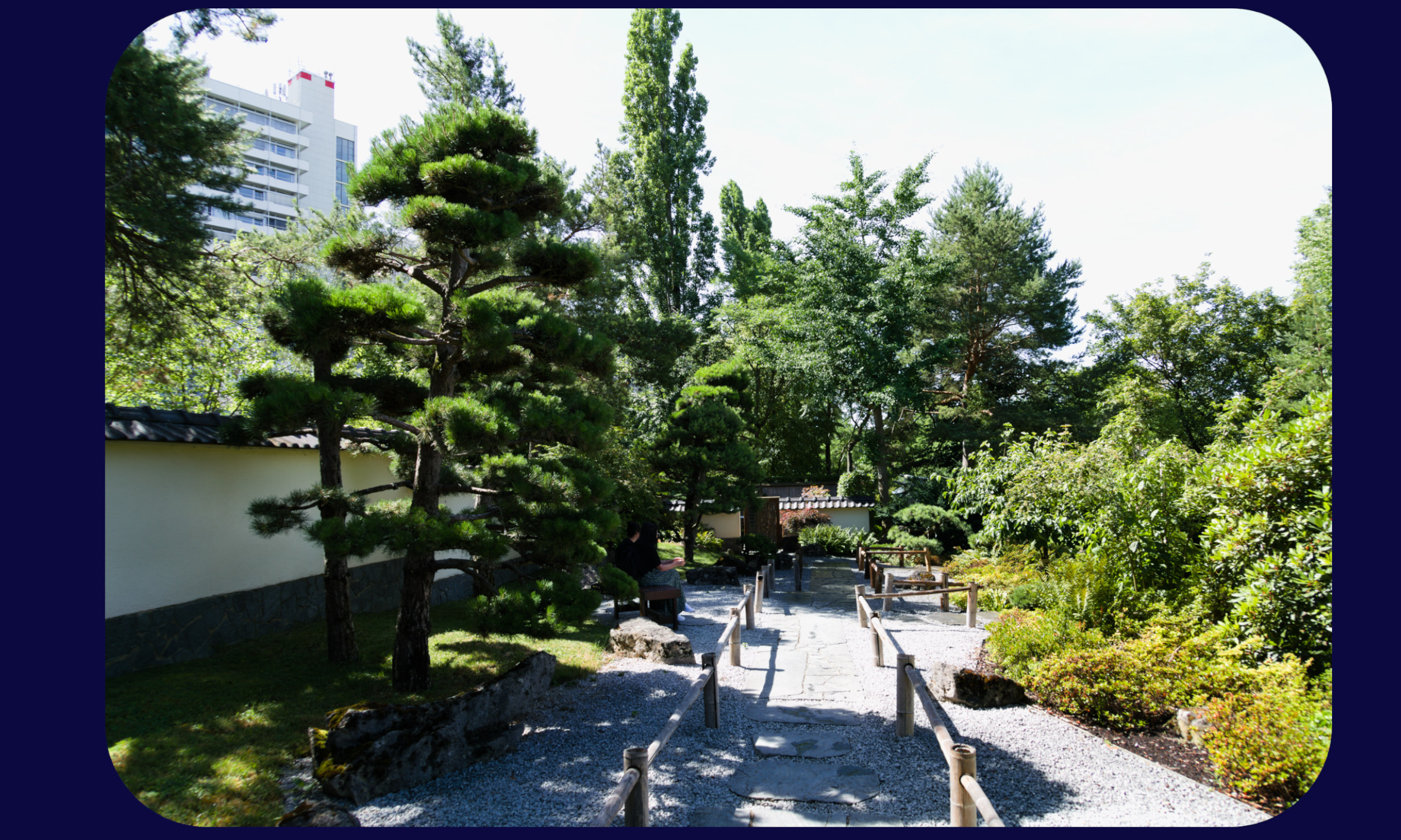 Bluehendes Barock Japangarten